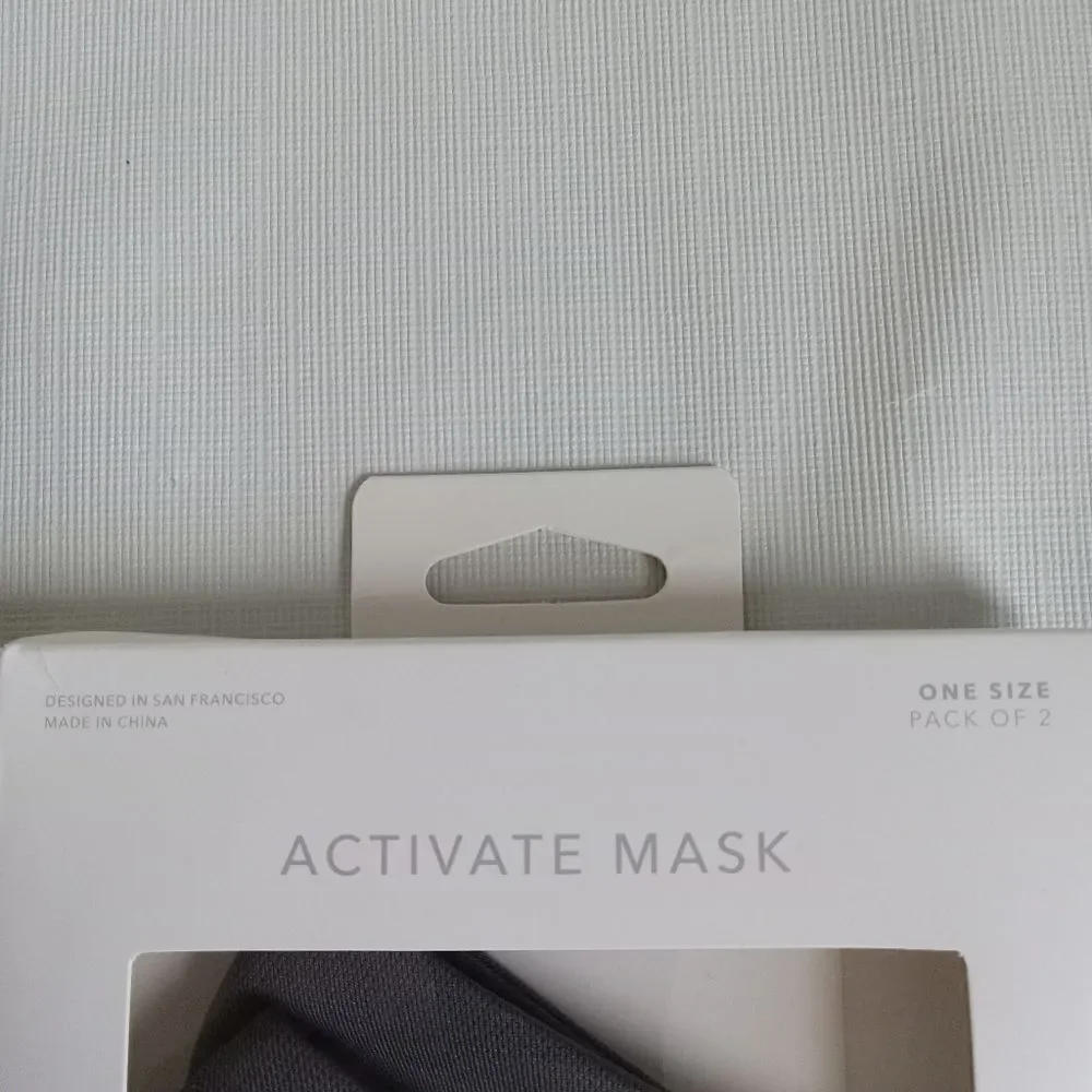 Athleta OS Pack of 2 Charcoal Gray Lightweight Particle Blockin Activate Mask